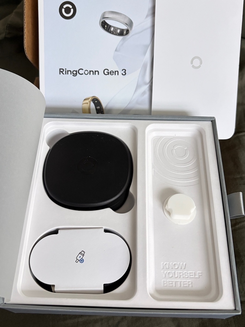 RingConn Gen 3 Smart Ring, Royal Gold - Picture 4 of 5